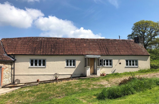 Two bedroom holiday hideaway in the Blackdown Hills. Walks and wildlife!