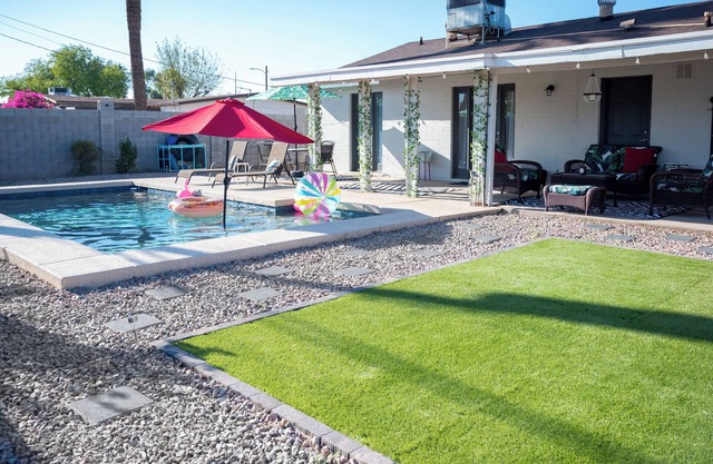 Two Bedroom House with Private Pool near Downtown Phoenix Attractions!