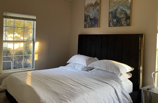 Two BR w/free parking near Easton