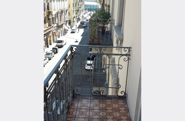 Two-room apartment in the center of Turin (Cit Turin district) - 200m from the station and metro
