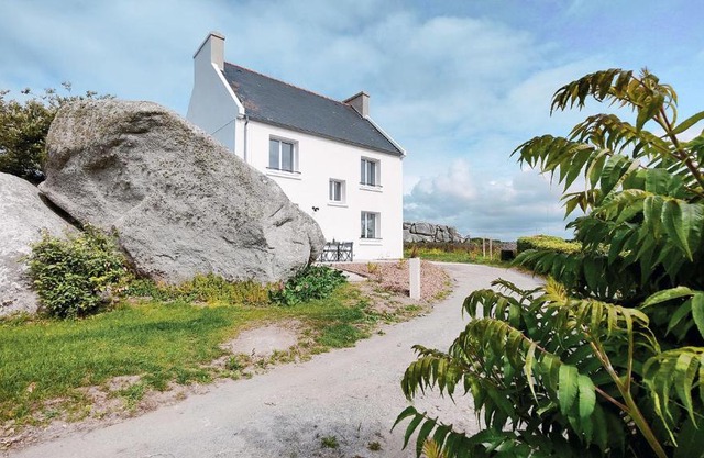 Ty Meham, à 700m de la plage et Meneham, grand terrain calme