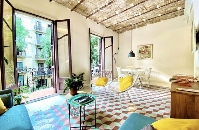 Tyche Apartment Barcelona