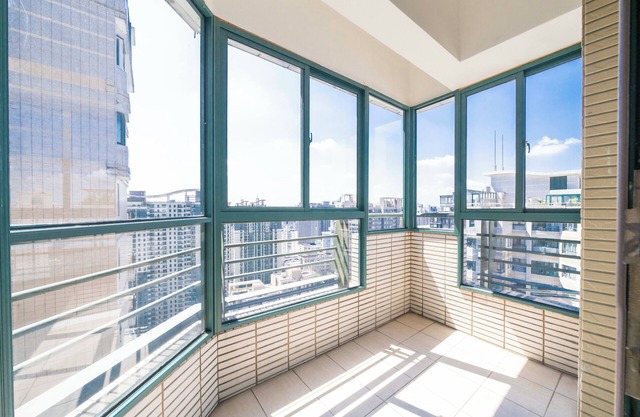 Tyms 3BR 2BA Apt Novel Garden Metro