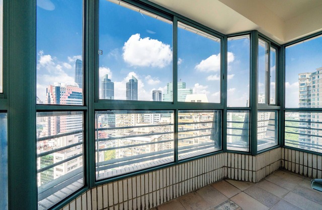 Tyms Spacious 4BR 2BA Apt Xujiahui