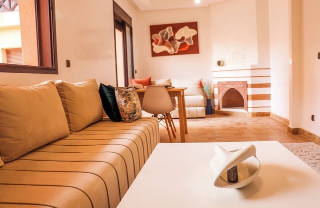 Typical Moroccan 2BR, Pool, Gym, Security 24h