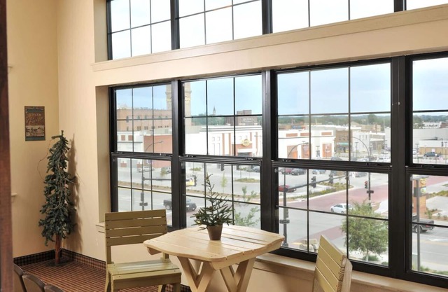 Ultimate Sioux City Experience: Lodge-Like Charm near Casino | 2 Units