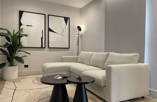 Ultra luxe- suite Garibaldi#2- Getaway for couples- Parking