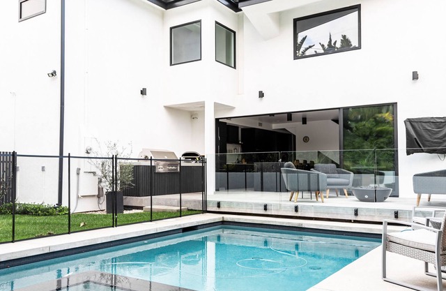Ultra Luxury 6BR 4BA New Construction with Pool!