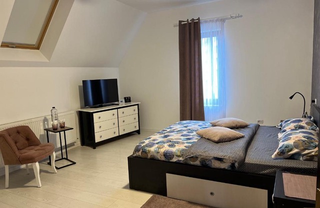 Un apartament deosebit, aerisit, ultracentral.