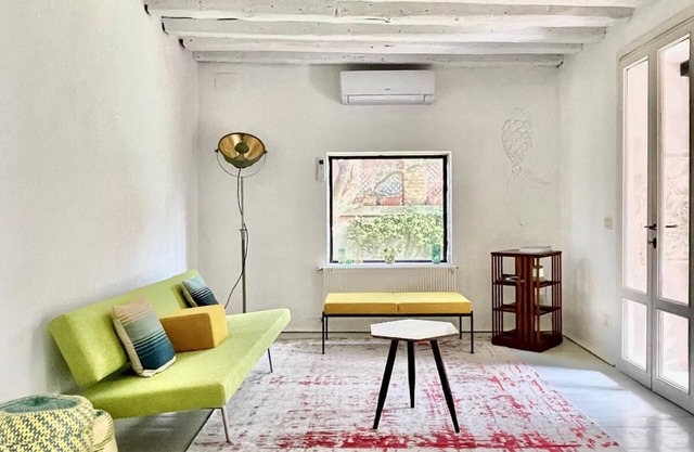 Un jardin à Venise - Two Bedroom House, Sleeps 4