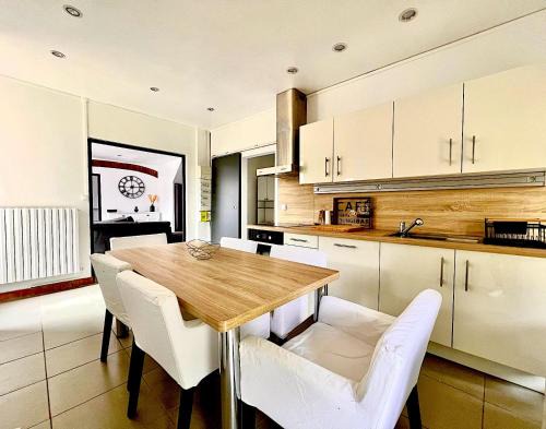 Un jardin au bord de l'eau