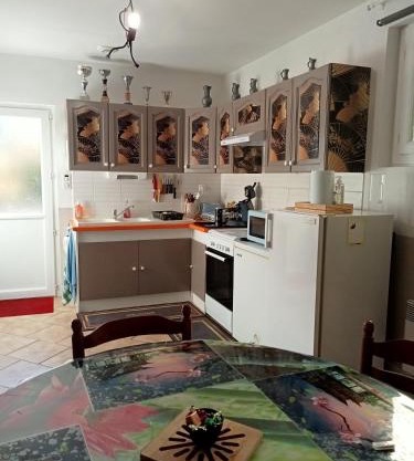 Une pause quelque part recharge pour voiture électrique inclu