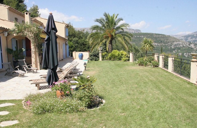 Unique 200m² Villa Between sea and Mountain