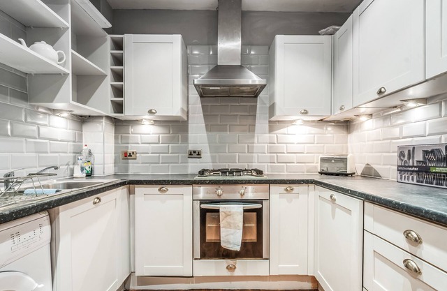 Unique 3 bed apartment