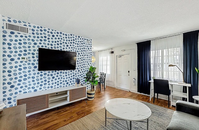 Unique Condo w/Queen Bed & Canal View