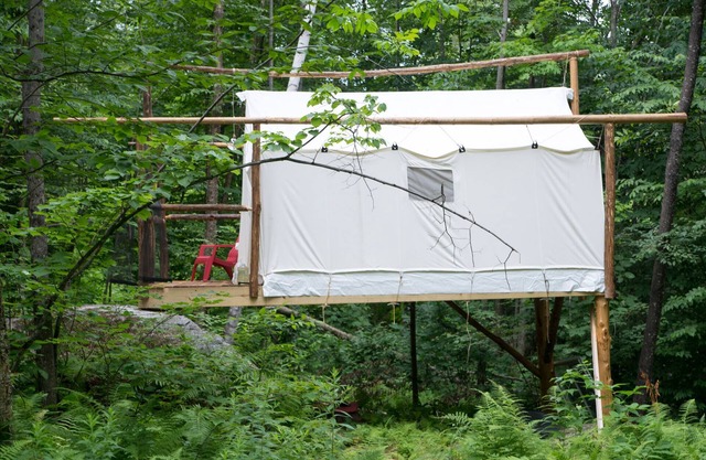 Unique Off-grid stay in the heart of the White Mountain National Forest