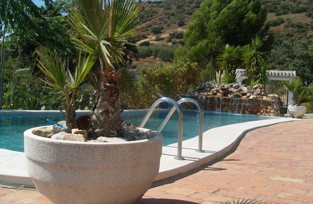Unique Property So Come And Enjoy Yourselves, Chill Out,Pool,Tour,Walk or Cycle.