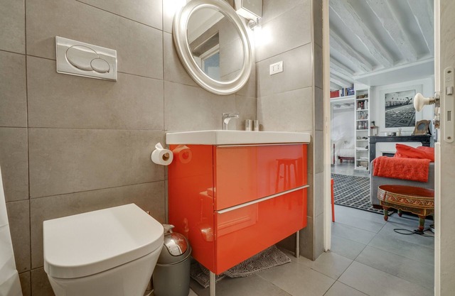 Unit 003 - Saint Germain des Près - 1 bedroom apartment