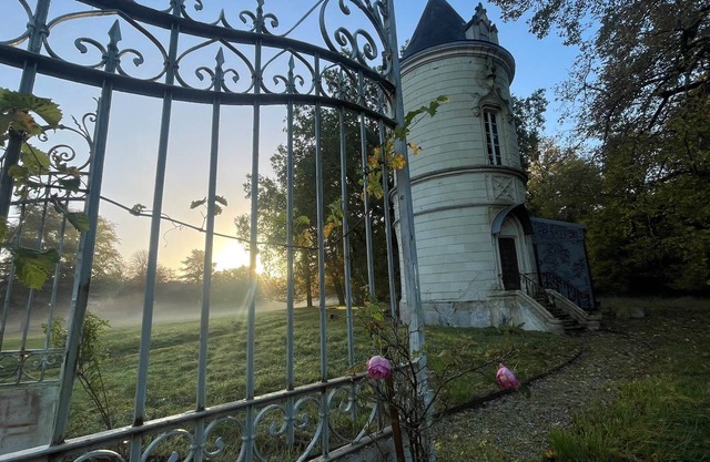 Unusual cottage for 2 people