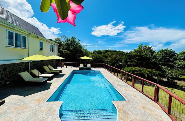 Unwind in Tropical Blissn