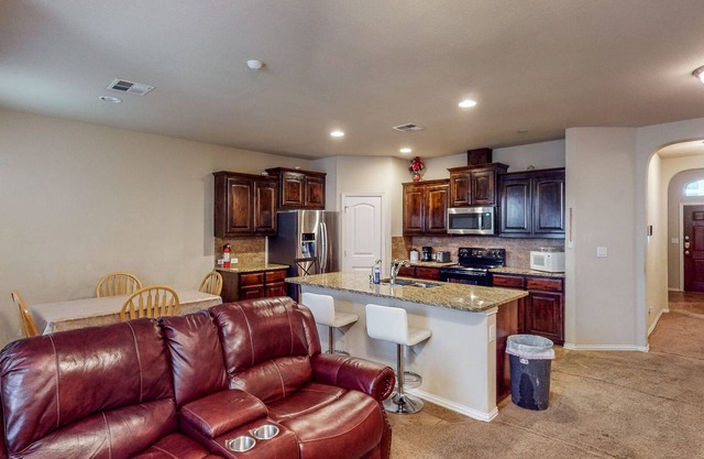 Updated Fixtures, Soaking Tub, & Enclosed Yard