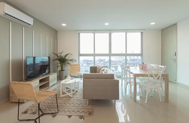 Upscale 3BR in Cartagena
