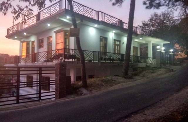 Urban Forest holiday home stay