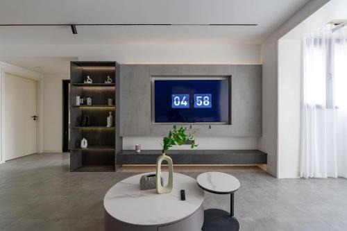 Urban Hub Superior Suite 2 bedrooms Central location close to commercial district