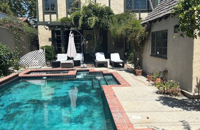 Urban Oasis: 4-bedroom home with Pool in centrally located Westwood/Century City