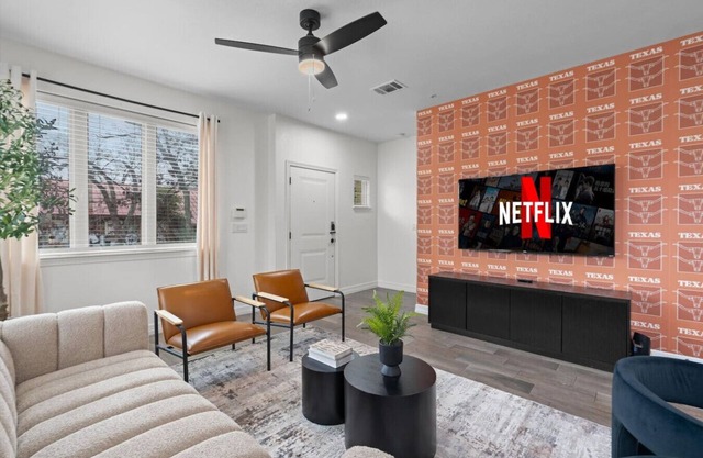 UT Home w/Games! | Great for UT Games and DTX!