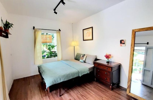 Vườn Nhà Ngoại Garden Homestay