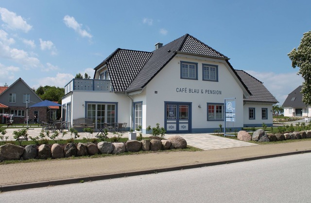 Vacation apartment in Groß Schwansee, 500 m to the Baltic Sea