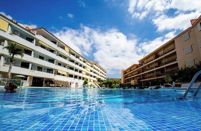 Vacation Apartment 'Relaxing Los Cristianos' with Sea View, Wi-Fi and Air Conditioning
