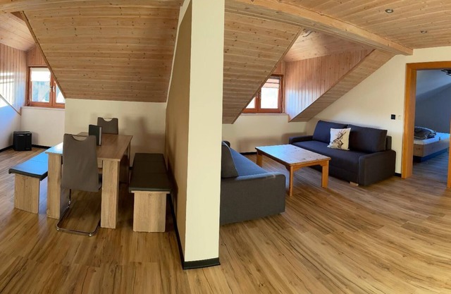 Vacation apartment (80sqm) with comfortable balcony