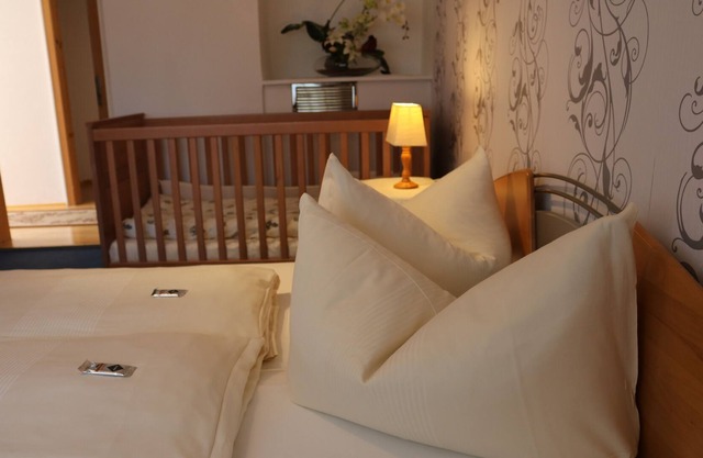 Vacation apartment/apartment for 5 guests with 80m² in Weißenhorn (72989)