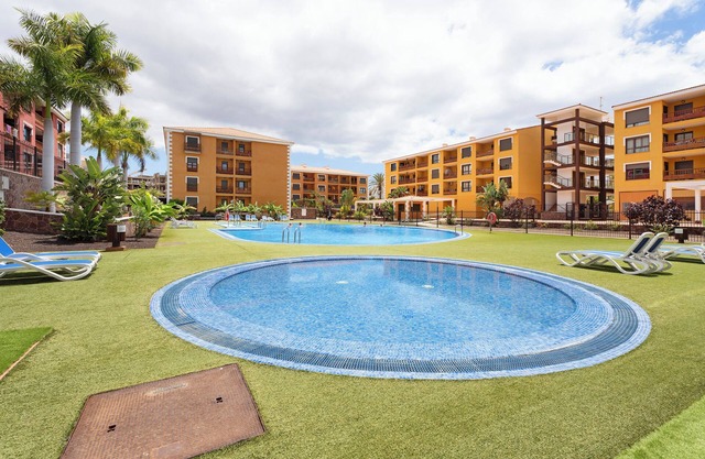 Vacation Apartment 'Apto El Mocan Swimming Pool 2bed' with Shared Pool, Private Terrace and Wi-Fi
