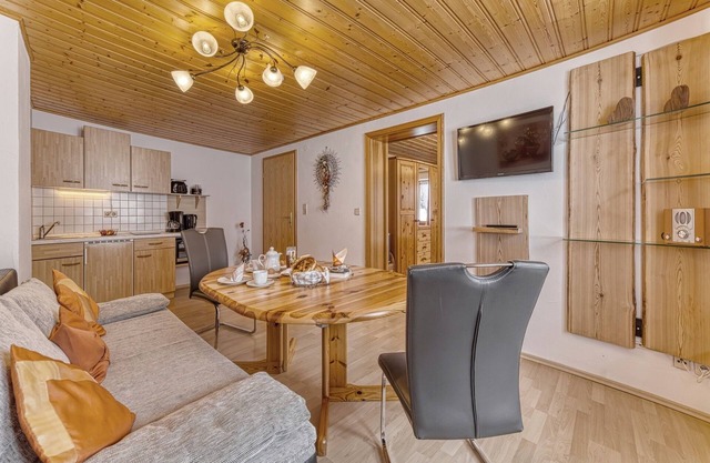 Vacation apartment in Lallinger Winkel with balcony