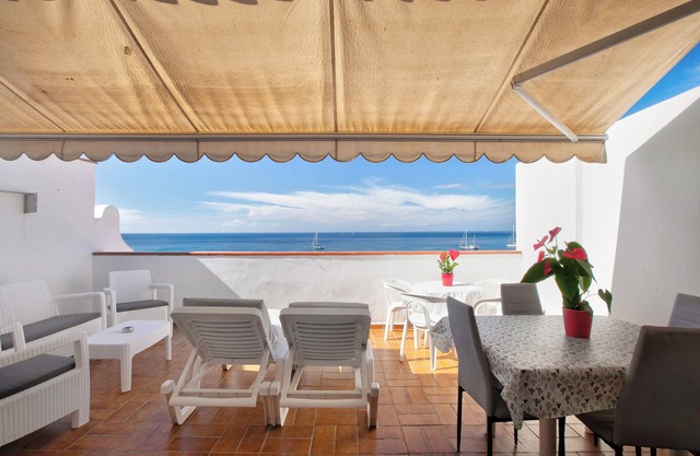 Vacation Apartment 'Las Fuentes' with Sea View, Private Terrace and Wi-Fi