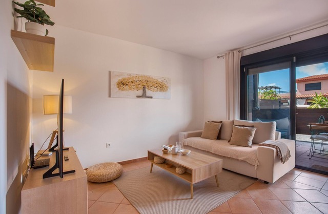 Vacation 'Casa Del Amanecer' with Sea View, Shared Pool and Wi-Fi