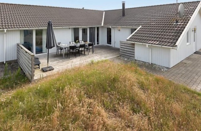 Vacation home "Adser" - 300m from the sea in Western Jutland in Ringkøbing - 12 persons, 6 bedrooms
