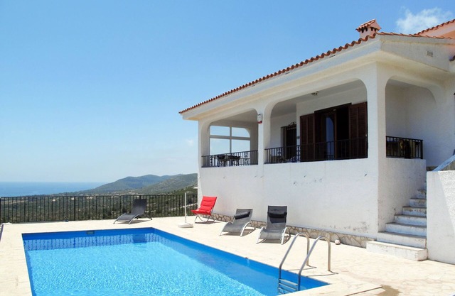 Vacation home Grecia by Interhome