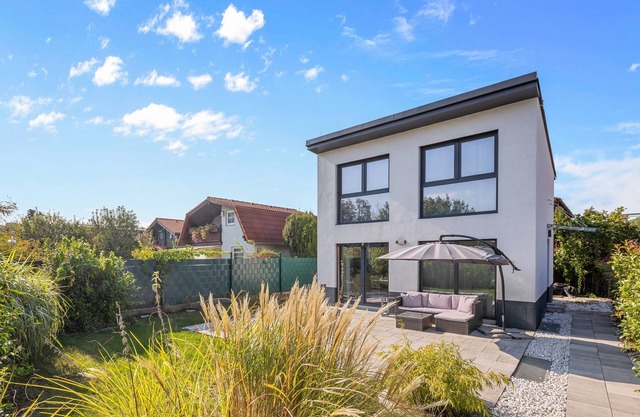 Vacation home in the Prater - in the countryside yet central - garden & sauna