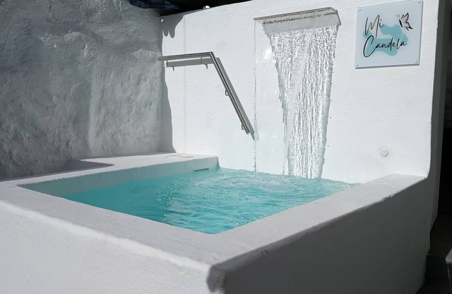 Vacation Home 'Mi Candela' with Private Terrace and Wi-Fi