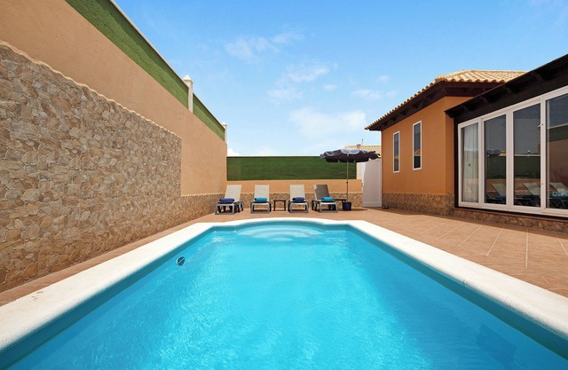 Vacation Home 'Villa Contenta' with Pool & Wi-Fi