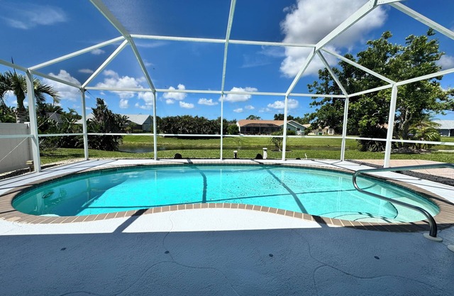 Vacation in Paradise on the Canal w/Heated Pool, minutes to Beach, Dog Friendly!