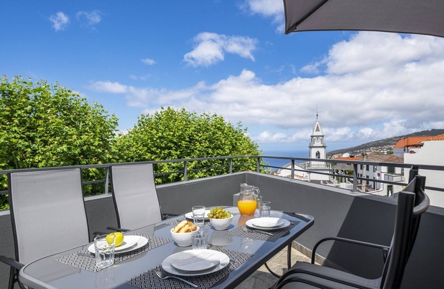 Vacations to the west of the island with sea views - Intelsol Calheta Apartment II
