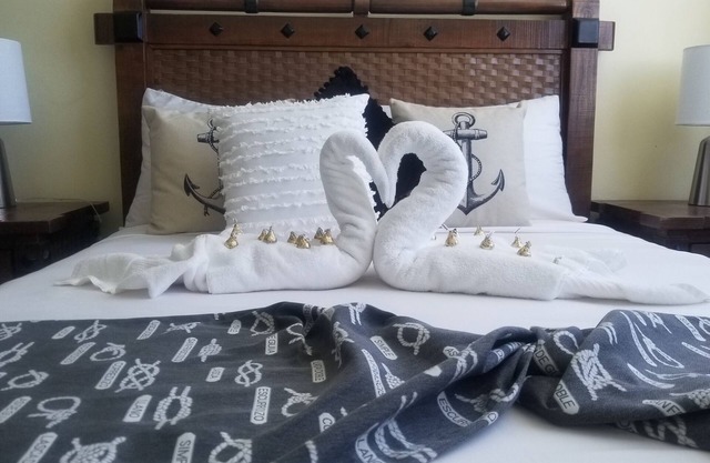 VAMAR LUXURY CONDO-MY DELIGTH APTO (TWO BEDROOM)