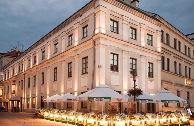 Vanilla Hotel