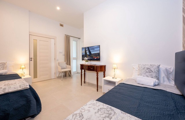 Vela Blu Suites - Twin Room