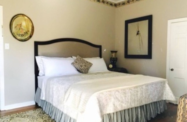 Veranda Suite - 2 Bedrooms, Private Bath